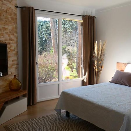 Le Patio Apartment Sarrians Bagian luar foto