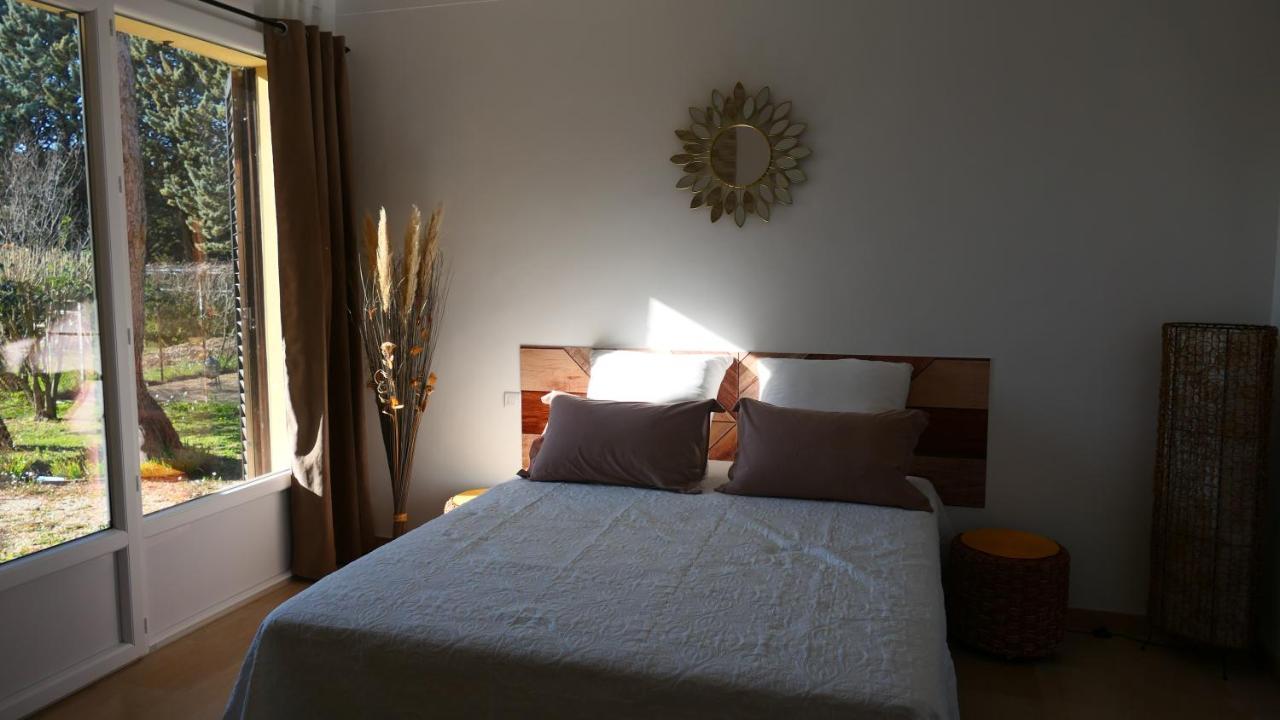 Le Patio Apartment Sarrians Bagian luar foto