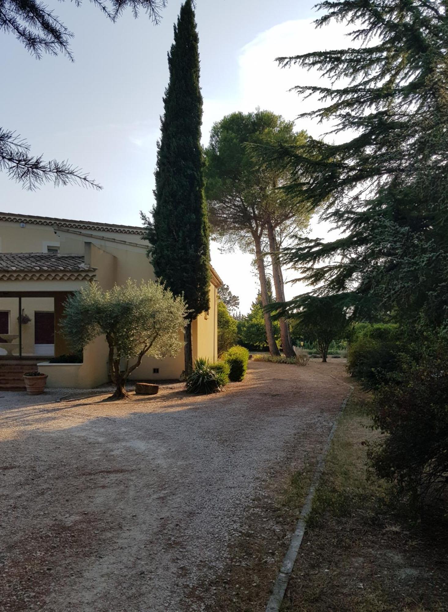 Le Patio Apartment Sarrians Bagian luar foto